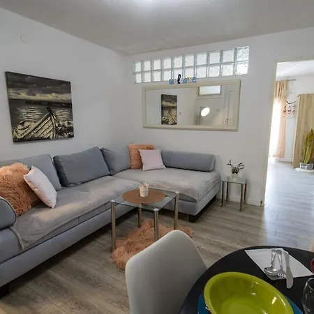 Apartment Veronika *